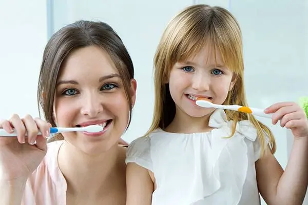 How to Build Healthy Dental Habits Early